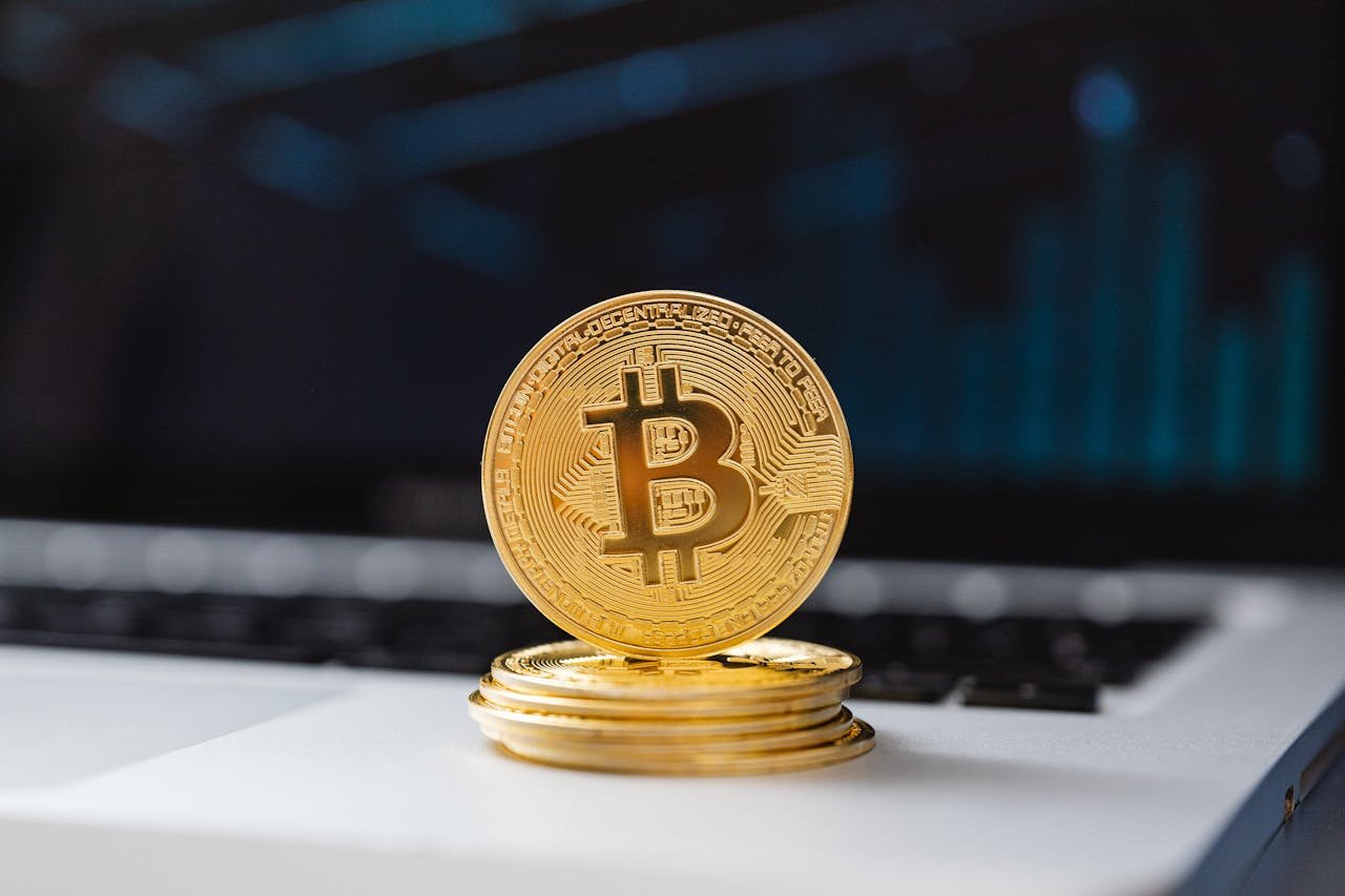 Mengenal Bitcoin: Cara Kerja, Keunggulan, dan Risiko